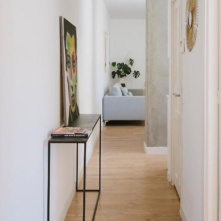 Apartamento El Botones Nuevo Y Luminoso Apto De Diseno En Lavapies Madrid Exterior foto