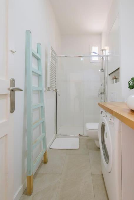 Apartamento El Botones Nuevo Y Luminoso Apto De Diseno En Lavapies Madrid Exterior foto